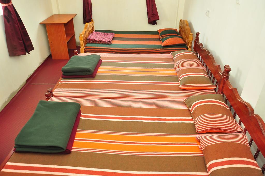 Akiko Rest Hotel Нувара Елия Екстериор снимка