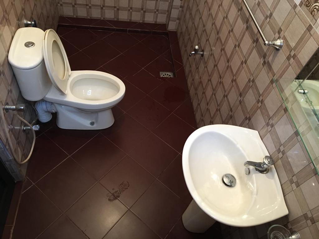 Akiko Rest Hotel Нувара Елия Екстериор снимка